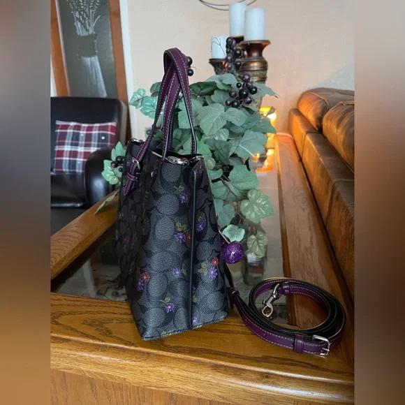 Coach Mollie Tote 25 Purple Floral Print with Lavender Wristlet - Picture 5 of 16